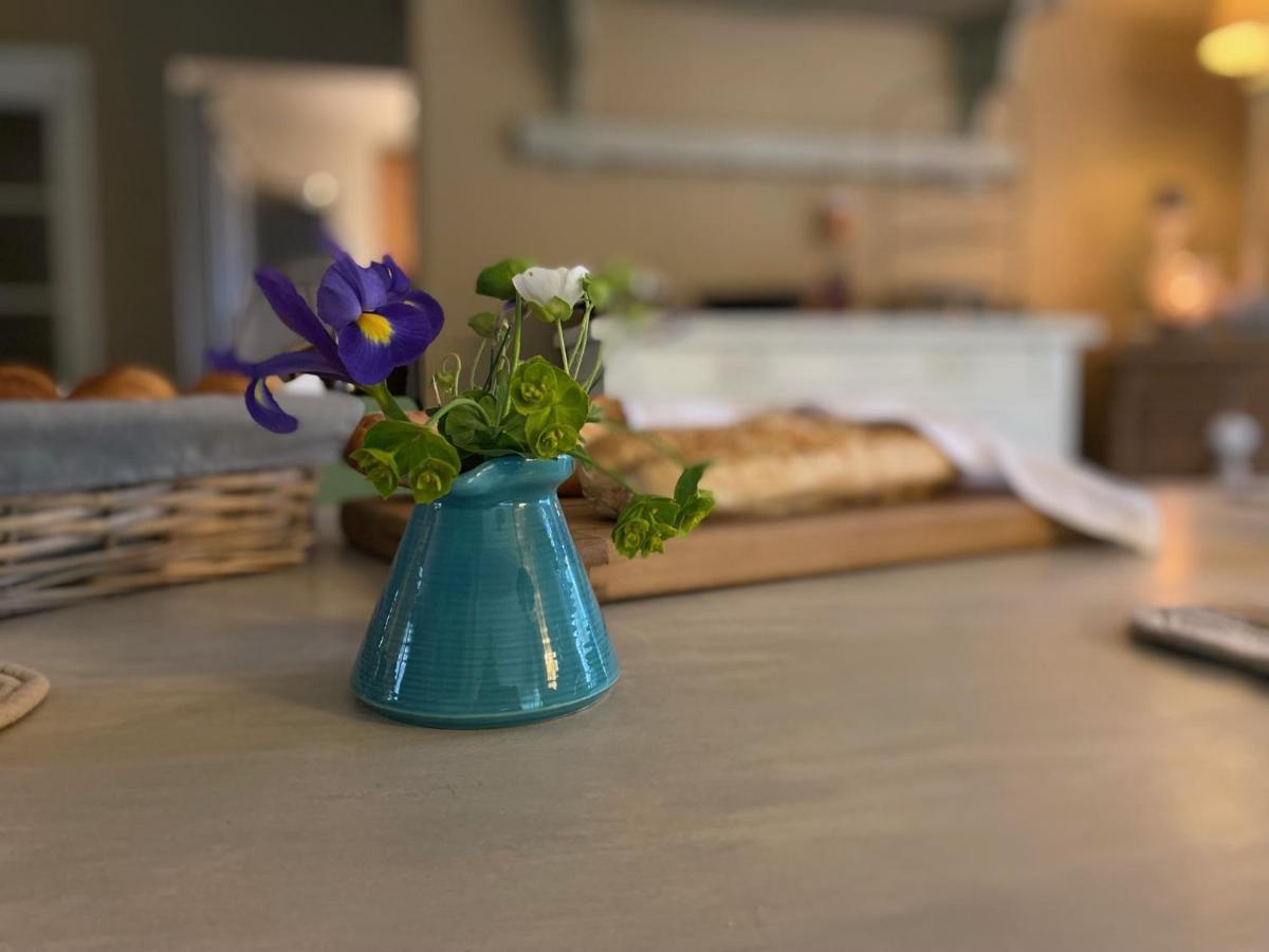 L'Eveil En Provence Bed & Breakfast Entrecasteaux Bagian luar foto