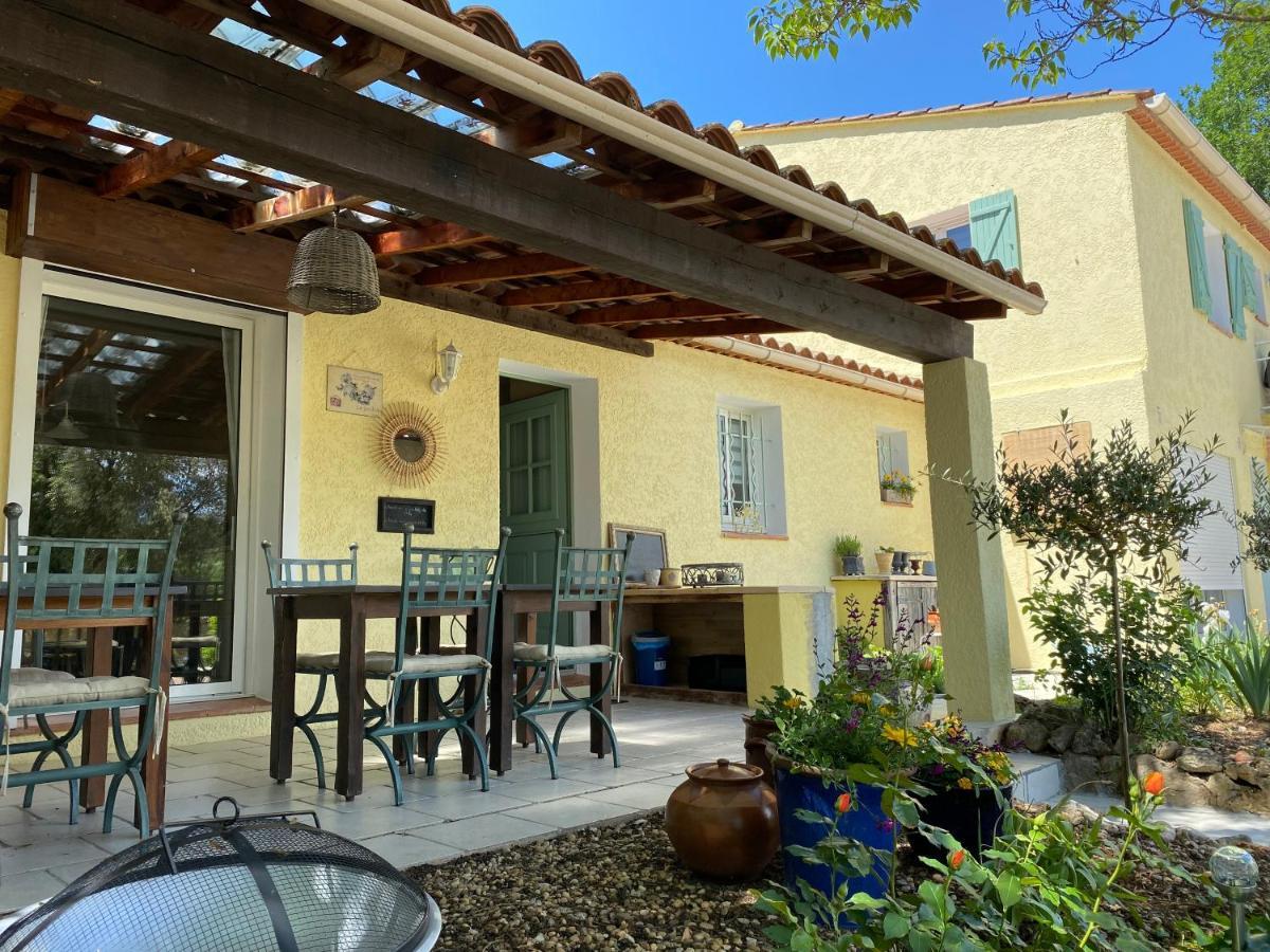 L'Eveil En Provence Bed & Breakfast Entrecasteaux Bagian luar foto
